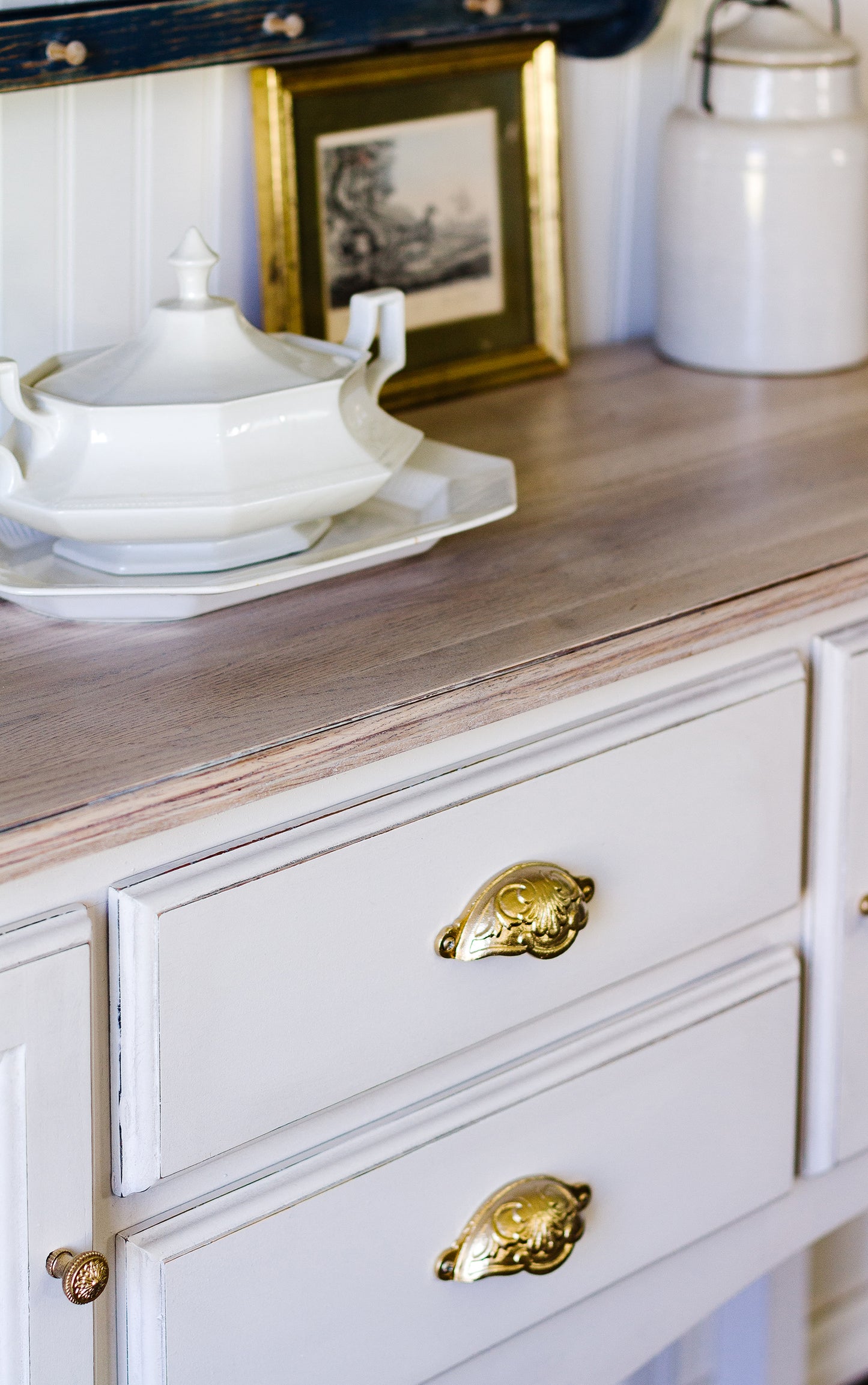 Gustavian White