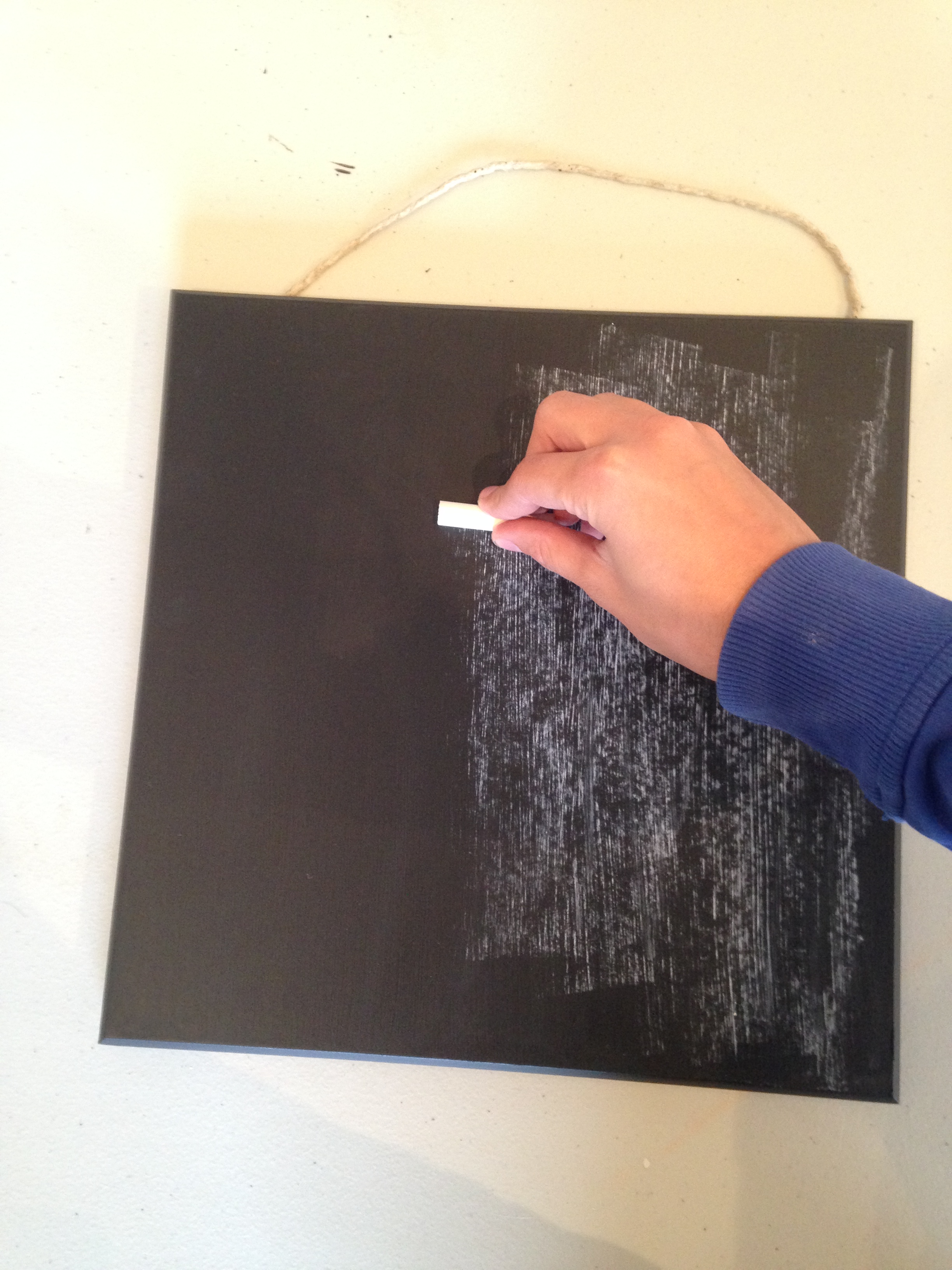 Make your own Chalkboard with Fusion™ Mineral Paint! 2