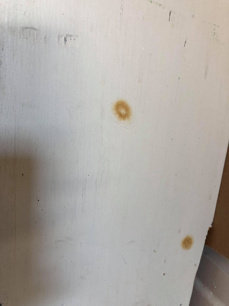 How To Prevent Bleed Through When Painting Furniture Fusion™ Mineral