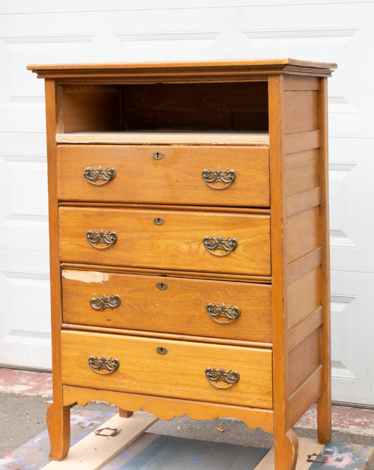 Ever wondered how to upcycle a dresser? With a little ingenuity and Fusion Milk Paint you can turn anything into something else! this old dresser became a media console, and you can do it too.