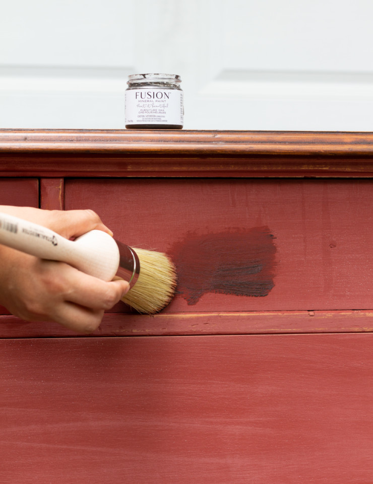 How to wax milk paint