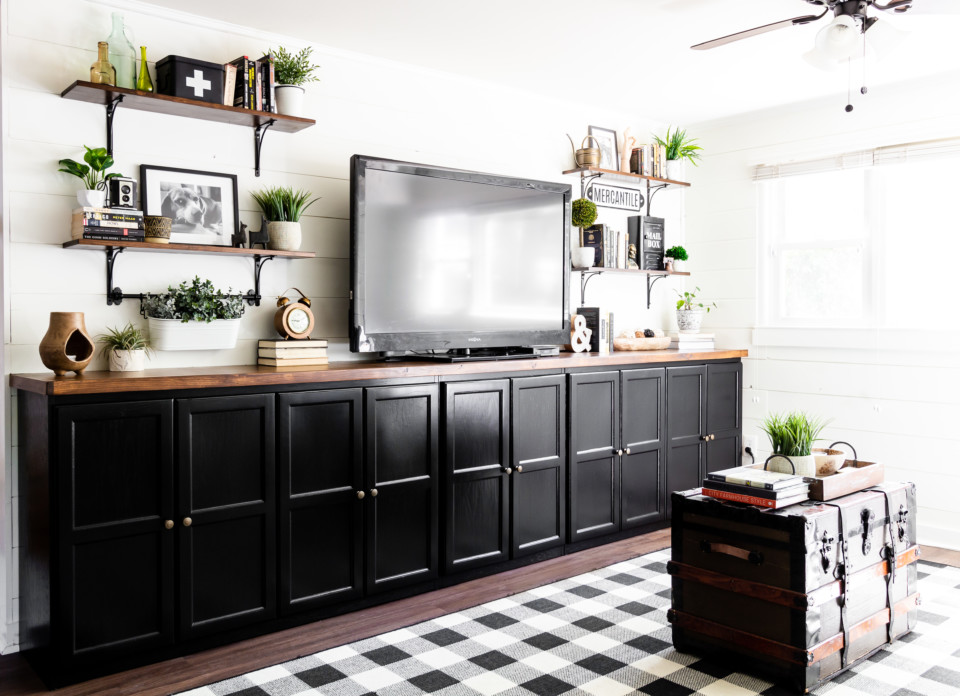 DIY built -ins Coal Black - Fusion Mineral Paint 