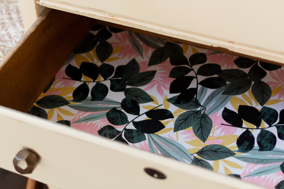 Ever wondered how to upcycle a dresser? With a little ingenuity and Fusion Milk Paint you can turn anything into something else! this old dresser became a media console, and you can do it too.