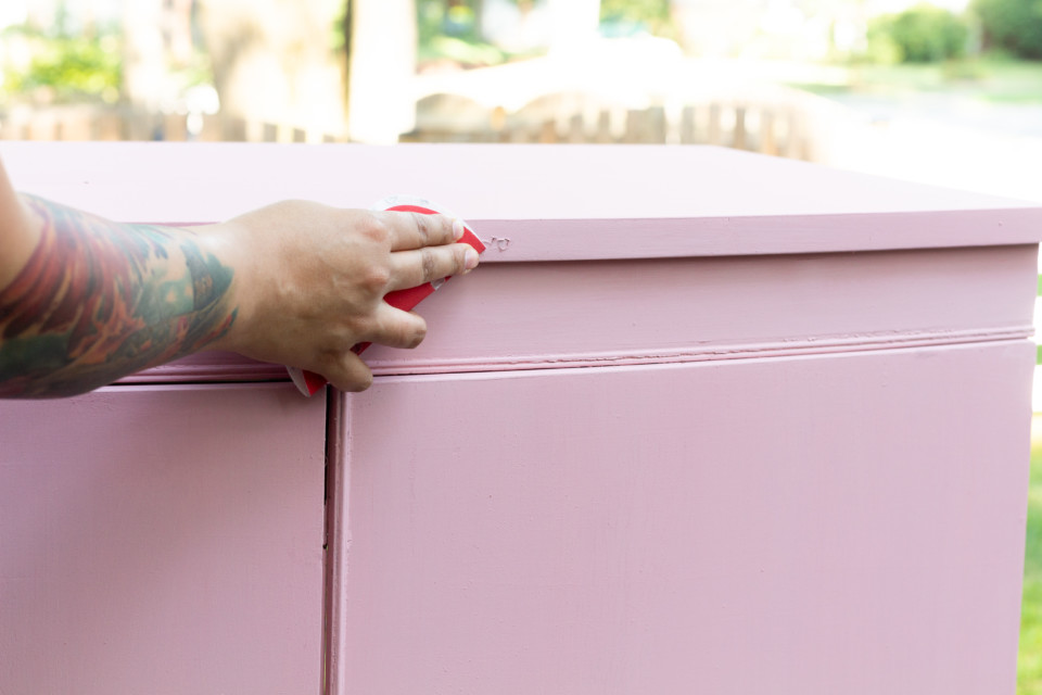 The colour that took the world by storm is still going strong! Using Fusion's line of Milk Paint and Bonding Agent, create a Millennial Pink Dresser out of an old piece of furniture. Grab the tutorial on the blog.
