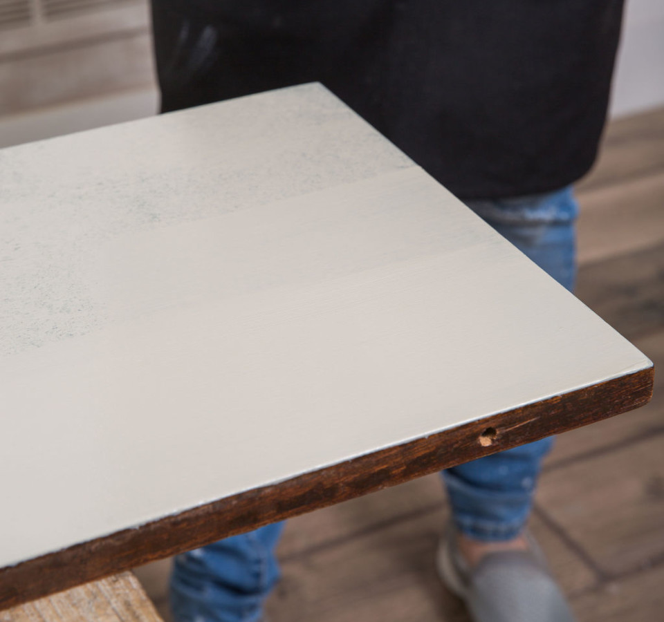 Refinish your dining room table in time to entertain in style, with our simple tutorial and guide to top coats, and avoiding brushstrokes. 