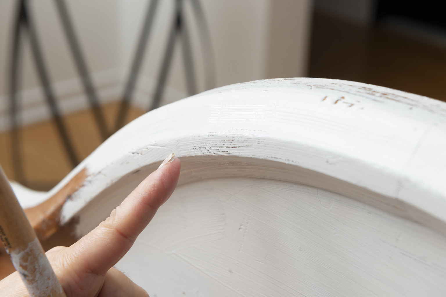 The Best Way to Distress Furniture Fusion™ Mineral Paint