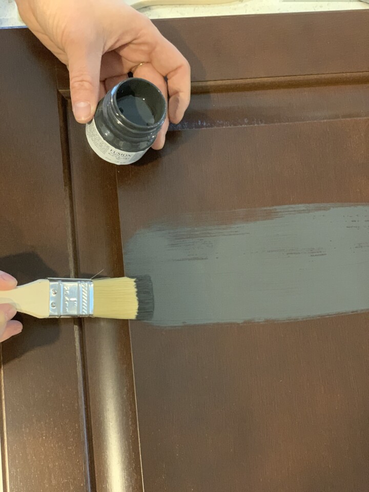 avoiding brush stokes with Suion Extender - Fusion Mineral Paint 