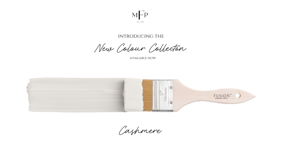 Cashmere Fusion Mineral Paint Brush Stroke