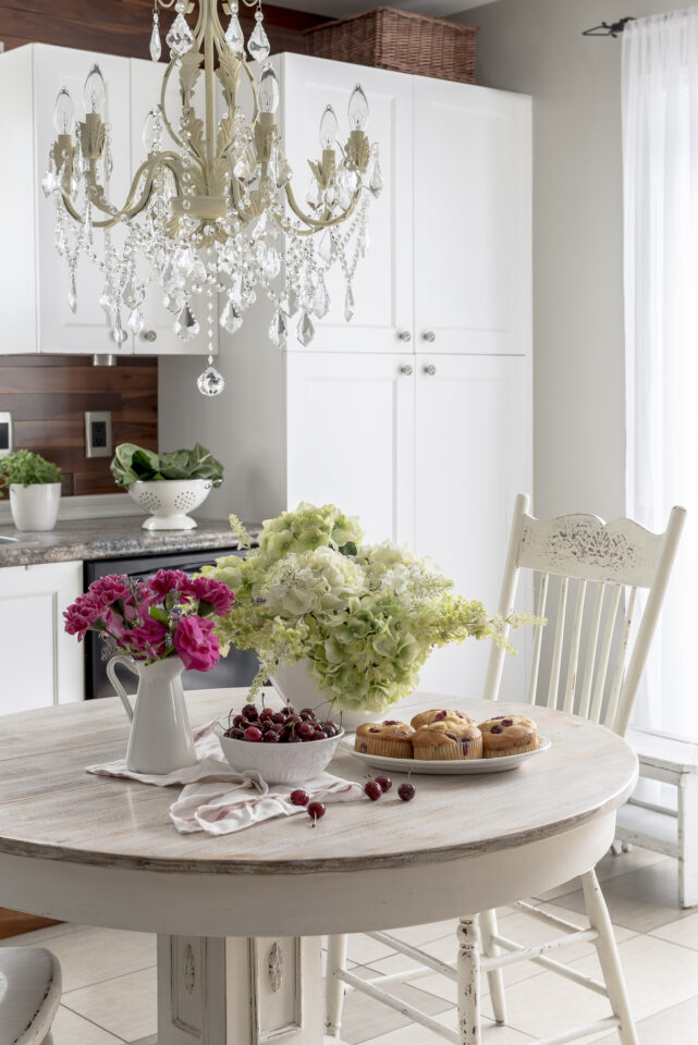 White Farmhouse table