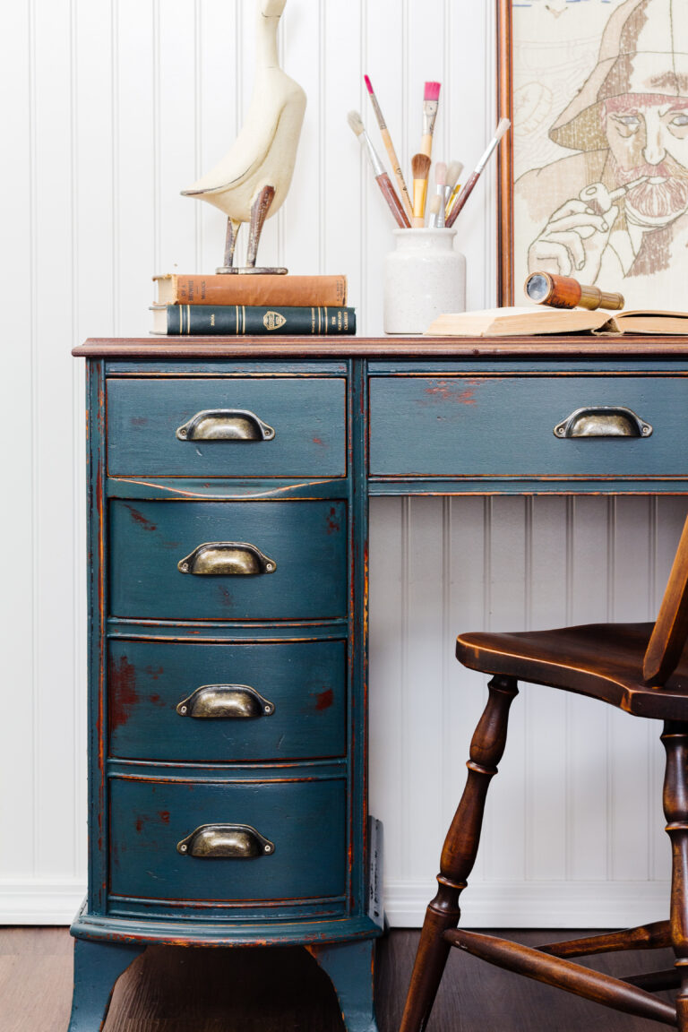 Vintage Desk Makeover - Fusion™ Mineral Paint