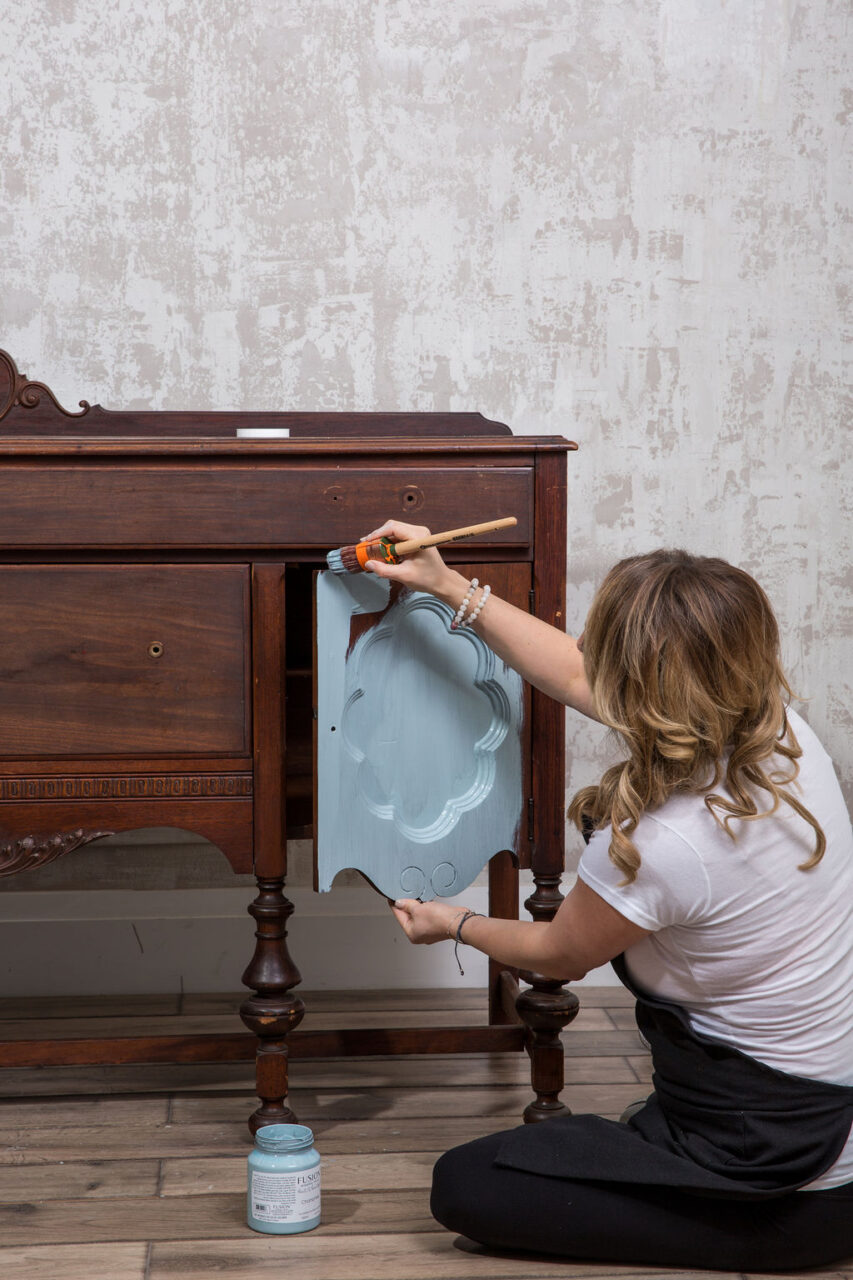 Beginner’s Guide to Painting Furniture