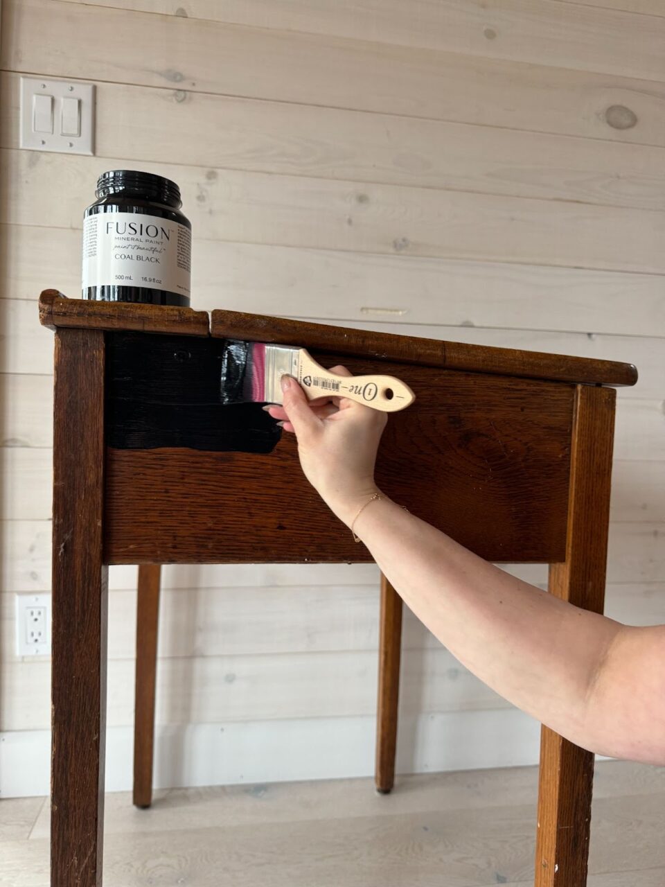 Little Black Desk Step-by-Step Guide to Painting Anything Beautiful