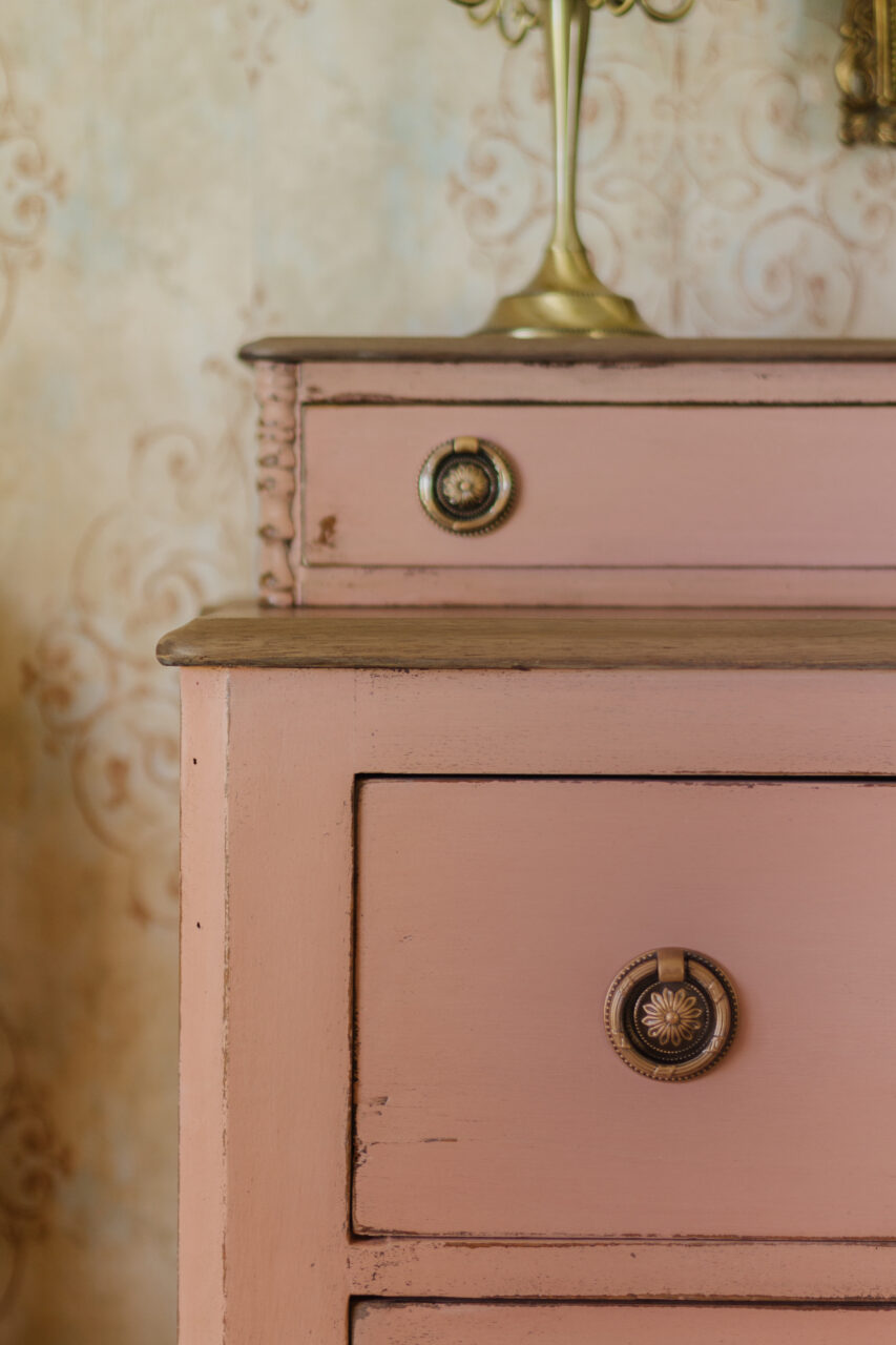 Romantic Gustavian Antique Pink Dresser